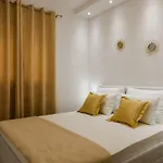 Aa 1 *